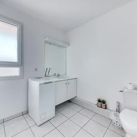 Guestready - Spacious Studio With Balcony In Lyon